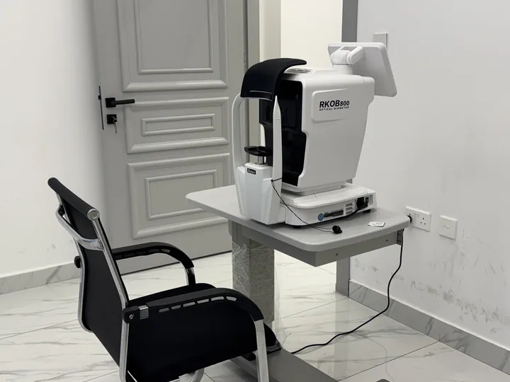 About Us | Arab Eyes Center for Ophthalmology, Amman
